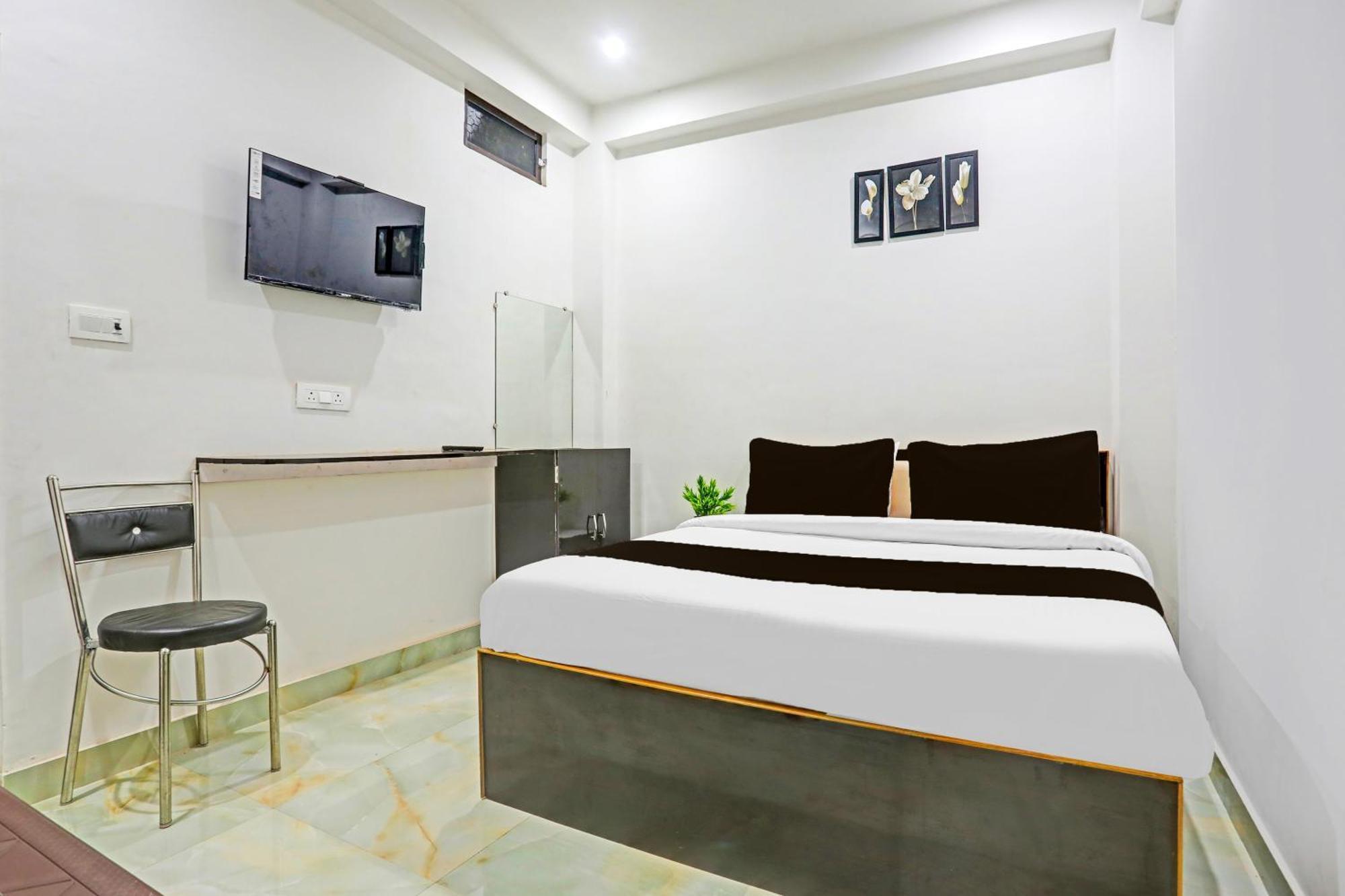 Hotel O The Maruti Paying Guest House Varanasi Exterior photo